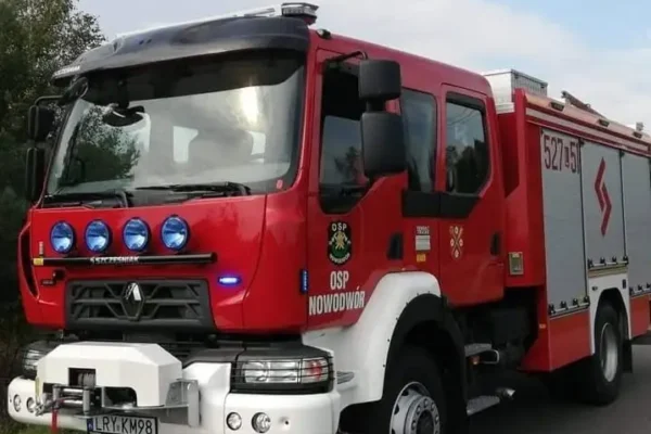 Strażacy z Ryk pompują krew dla Aleksa – challenge „10 pompek” ruszył w całej Polsce