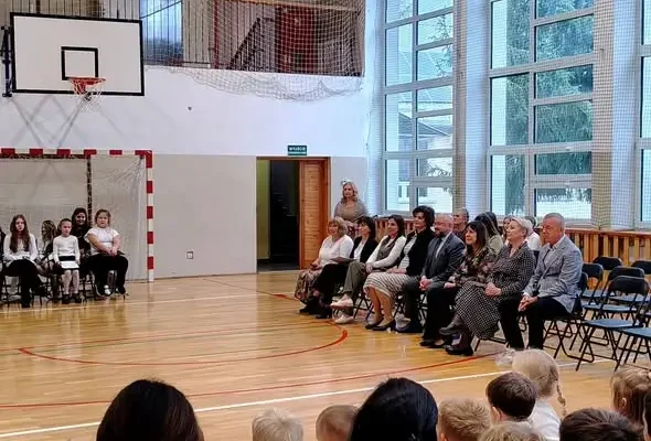 Dzień Edukacji Narodowej w szkole w Gminie Lubartów – nagrody i podziękowania